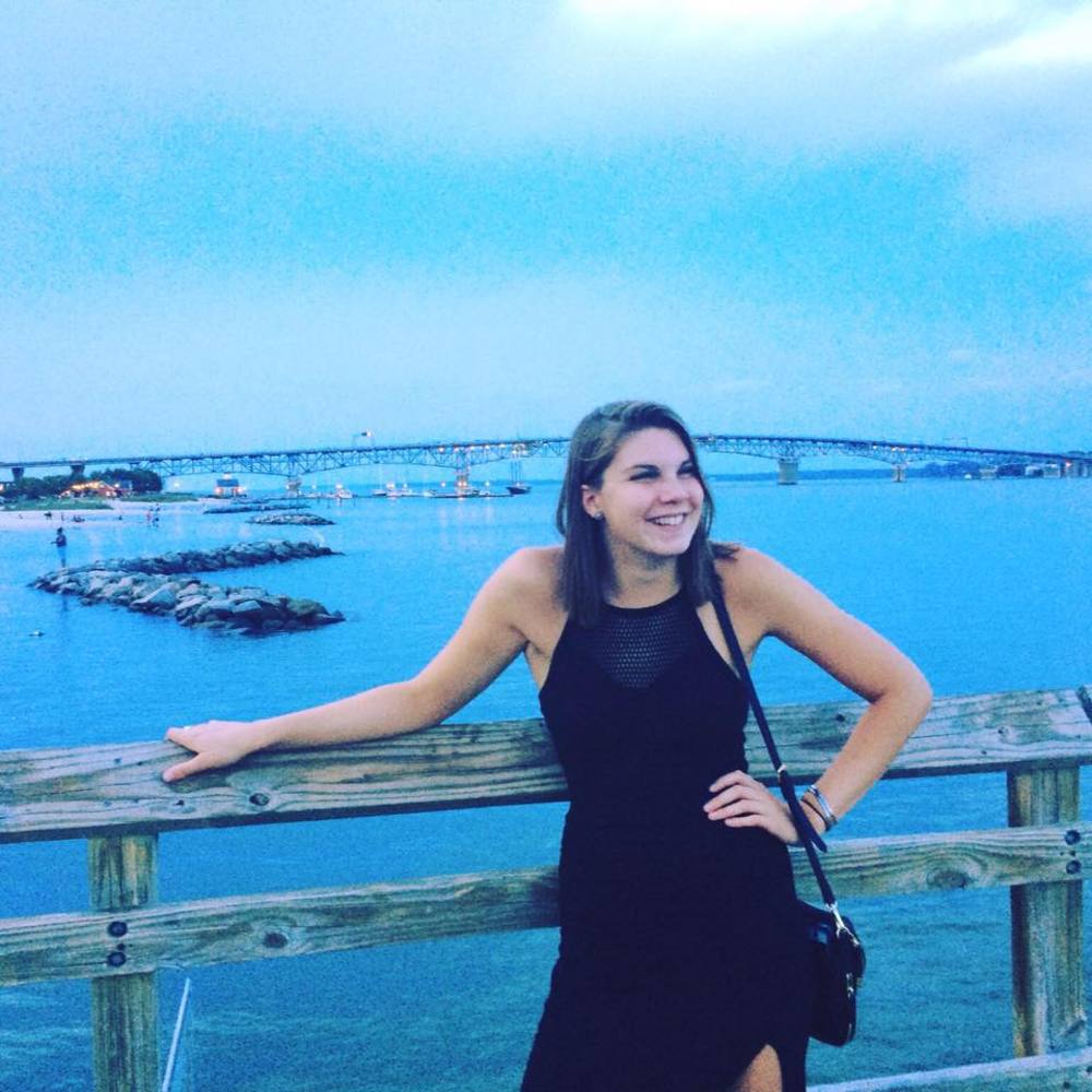 Meet your Posher, Stephanie